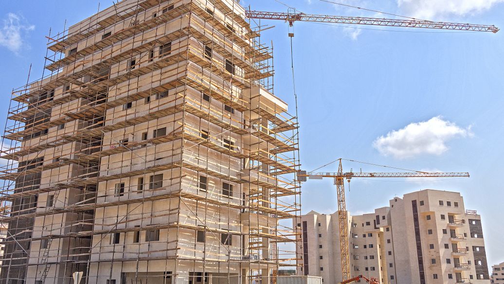 �ڽ�����